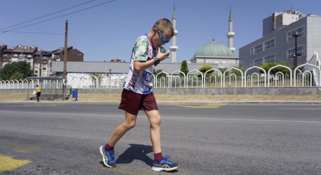 A 10 éves fiú lefutotta Szarajevó Maratont